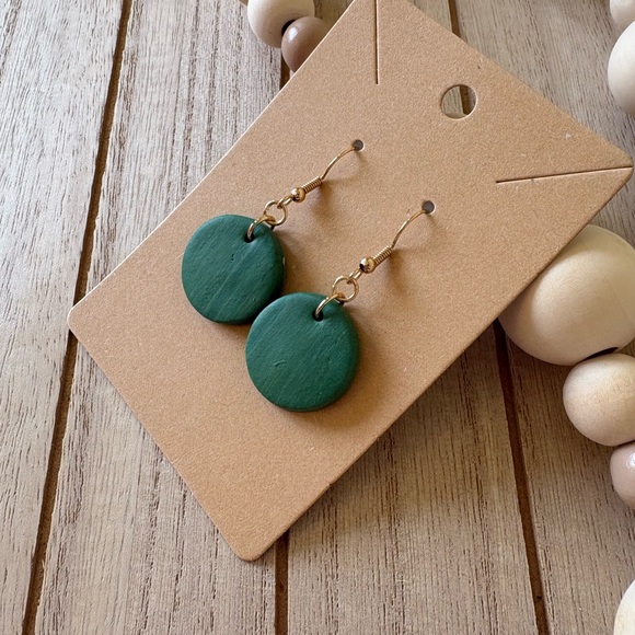 Green Circle Drop Earrings – Lightweight Handmade Dangle Earrings - Picture 4 of 7